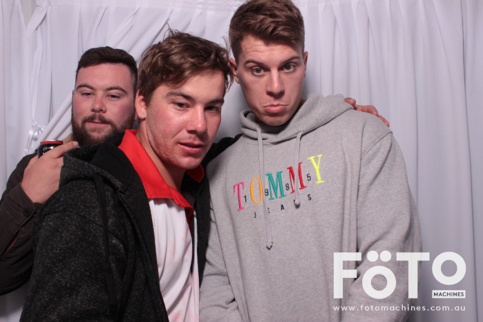 Billy's 21st | View more photos from the event at gallery.fotomachines.com.au/u/FOTOMachines/Billys-21st